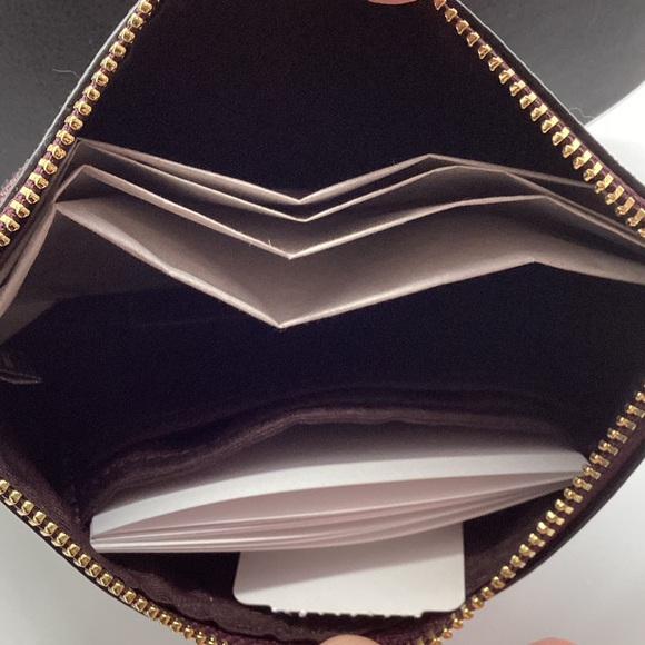 Coach Boxed Small Wristlet With Heart Glitter Raspberry Red BN w/ Tags - No Box - Picture 8 of 12